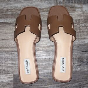 Steve Madden Tan Sandals